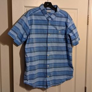 Columbia short sleeve shirt